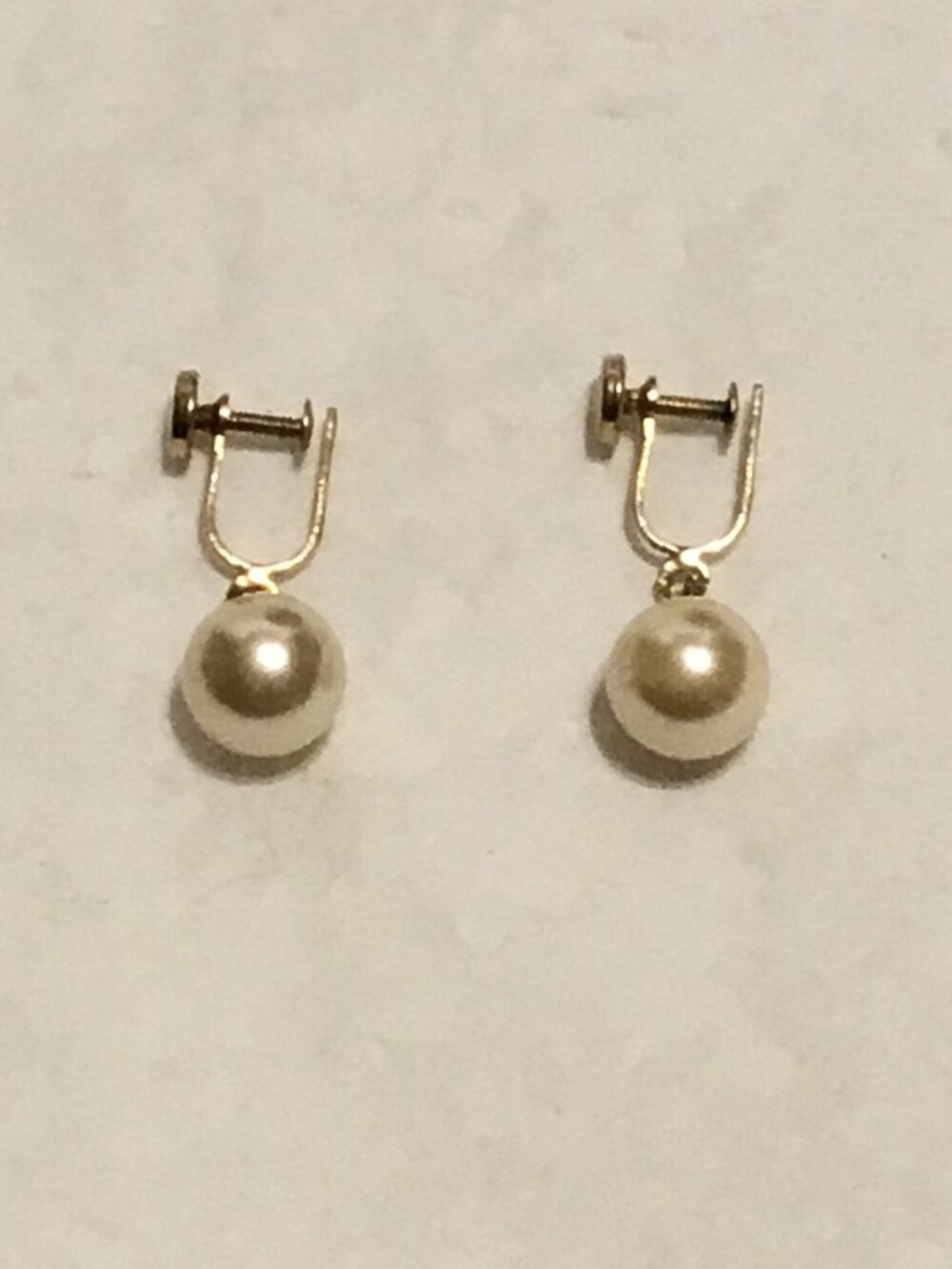 Vintage 1/20 12K gold filled pearl screw on earrings